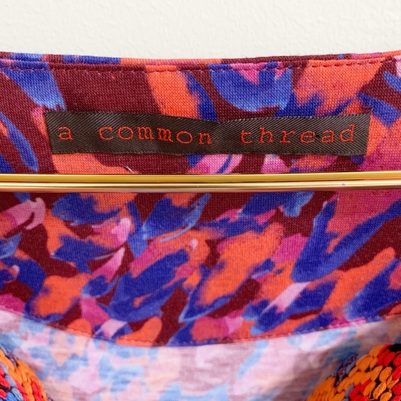 A Common Thread Anthropologie Embroidered Top. XS. - Picture 4 of 7